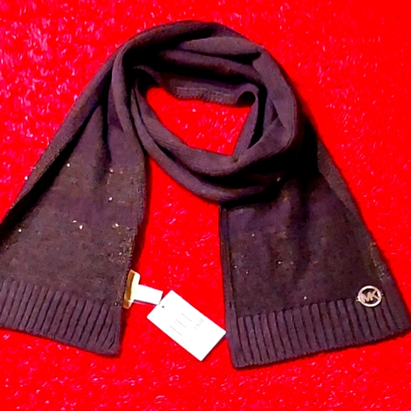 Mk scarf - Picture 4 of 4